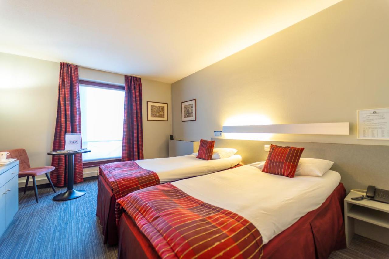 Ambiotel Hotel 4*